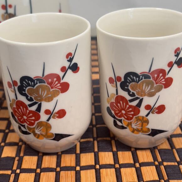 Vintage Asian Cherry Blossom Japanese Small Teapot with 4 Teacups Porcelain - Picture 16 of 16